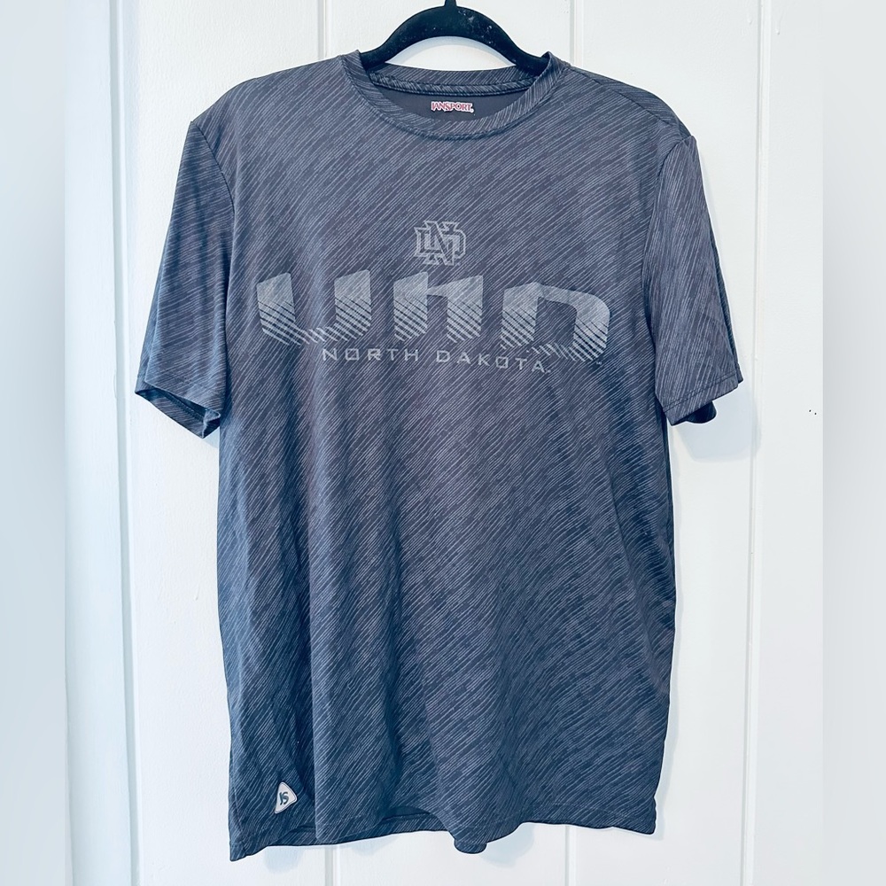 University of North Dakota Performance Tee / Dark Gray / M